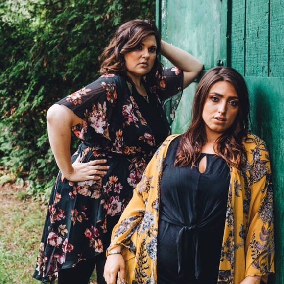 Plus Size ‘Mahina’ Floral Kimono - Picture 7 of 8